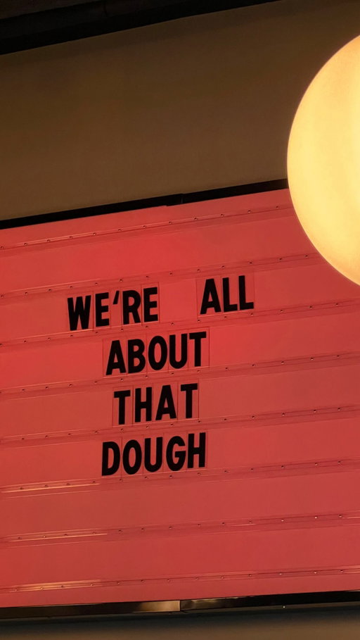 Avondale is getting a new day-to-night spot that i am positive is going to be the place to go👏🏻

Angel’s biscuits 🥮by day and Emily’s Detroit pizza 🍕 by night @angelsandemily 

☀️ Angel’s will serve breakfast biscuits, sandwiches, coffee and more!

🌙 Emily’s will bring Detroit-style square pizza from the owners of @emmysquaredpizza along with burgers, cocktails and dirty sodas! 

Two concepts, one space **Opening soon in Avondale.**