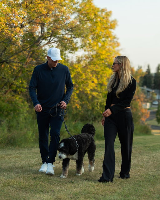 Back in Edmonton 🐕‍🦺🧡 @alomen