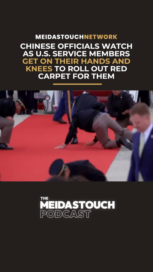 Trump has U.S. service members show Chinese President Xi Jinping the Art of the Kneel