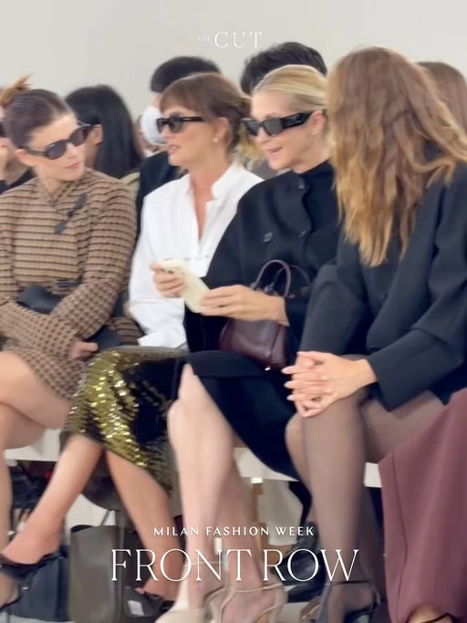 From the Upper East Side to #MilanFashionWeek❕ 🇮🇹 With #LeightonMeester and #KellyRutherford sat front row, today’s @maxmara SS27 show provided us with a lovely little Gossip Girl reunion … swipe for a peek inside today’s action.