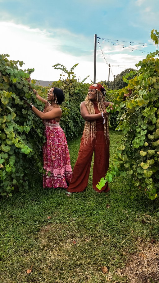 The 24-hour girls’ reset you need 🍷🧖🏾‍♀️ (save this)

Me and @simone.sharice checked into @chateau_elan for a much-needed staycation, just outside Atlanta. Here’s exactly what we did:

🍷 Day 1: Check in + Vineyard Fest
☕ 9AM: Breakfast at Fleur de Lis
💆🏾‍♀️ 10AM: Spa massages
🍀 1:30PM: Lunch at Paddy’s
🚲 3PM: Bike the estate
🍽️ 7:30PM: Dinner at Versailles
🥃 9:30PM: Nightcap at Louis’ House of Bourbon
🥐 Day 3: Breakfast at Le Petit Cafe, then check out

Unwind. Reset. Repeat. Send this to the friend who deserves a staycation! 

#chateauelan #staycation #girlstrip #wellness #atlanta
