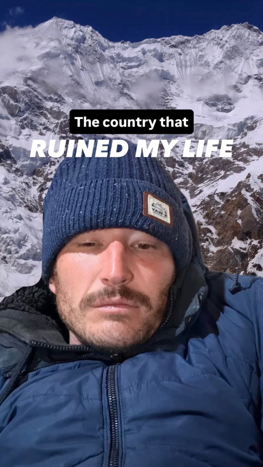Great, my life is ruined now 😭 thanks a lot Pakistan..

I guess now I just have to spend the rest of my life going back there so I can continue to experience what epic mountians truly look like 😂♥️ 

Have you ever experienced anywhere in the world so incredible, that it actually ruined your life? 
.
.
.
#pakistan #lifechanging #loveformountains #travels