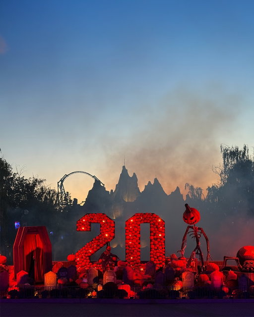 Halloween Haunt awakens TONIGHT from 6 p.m. to midnight! 💀
 
For the 20th year, the fog is rolling in and something sinister is taking over the park. The monsters have been waiting all year for this… are you ready to face them? 👹
 
Halloween Haunt runs select nights through Nov. 1. 😈 Get your tickets by clicking the link in our bio and enter if you dare.