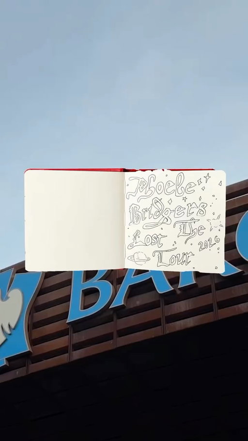 this is your sign to bring a sketchbook to phoebe bridgers 💫

thank you so much to seatgeek for sponsoring this post! #teamseatgeek 

#phoebebridgers #thelosttour #concerts #sketching @thelosttour