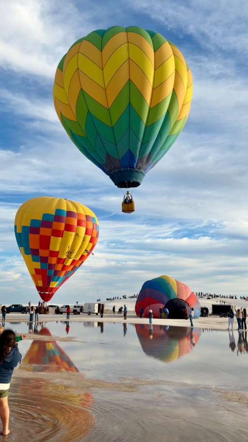 If you missed the White Sands Balloon Invitational this year, it needs to be on your radar for next September.

Two days of hot air balloons in Alamogordo, New Mexico (@visitalamogordo). See them just after sunrise at White Sands National Park (@whitesandsnps) on day one, and at Ed Brabson Balloon Park on day two.

Next year is the 35th anniversary, September 18–19, 2027. Save this so you don’t miss it!
