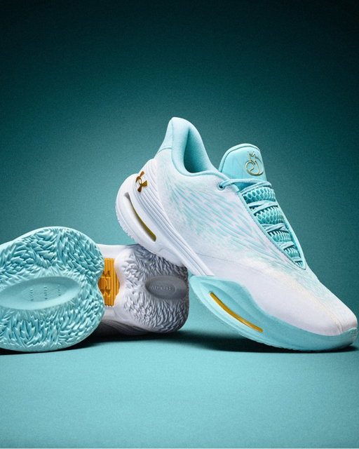 Cold from every angle
Fox 3 'Arctic Fox' available now at ua.com and @dickssportinggoods