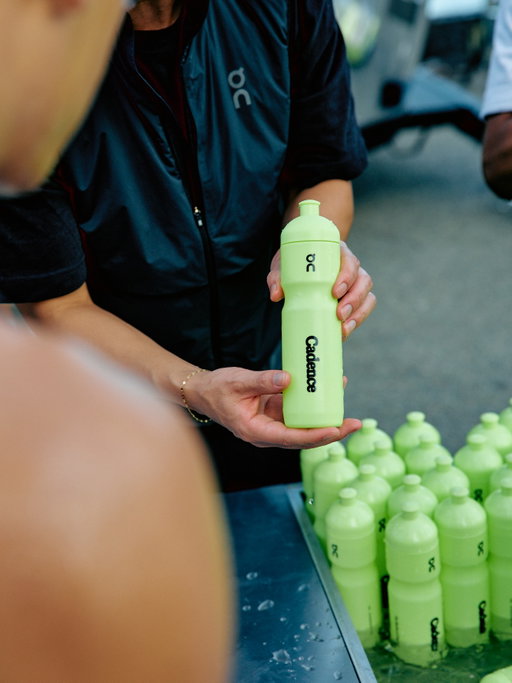 With @on , fueling the Westside Highway in NYC.

Supporting runners through peak training ahead of the NYC Marathon with Cadence gels, electrolytes, and a limited-edition Cadence x On race bottle.