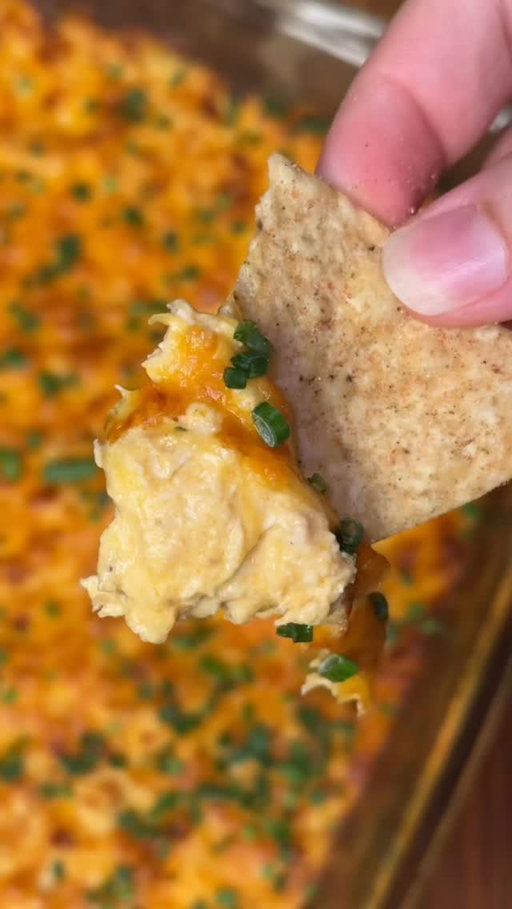 Some things are just non negotiable on game day. Buffalo chicken dip is one of them. 🏈🔥
Creamy, cheesy, and a little spicy! Adding Mama’s Creations Chicken Breast makes getting it on the table that much easier.
Just grab some chips, turn on the game, and prepare to stand around the dip bowl all afternoon. 😂🤌
#mamascreations #buffalochickendip #gamedayfood #weekendfootball #walmartfinds