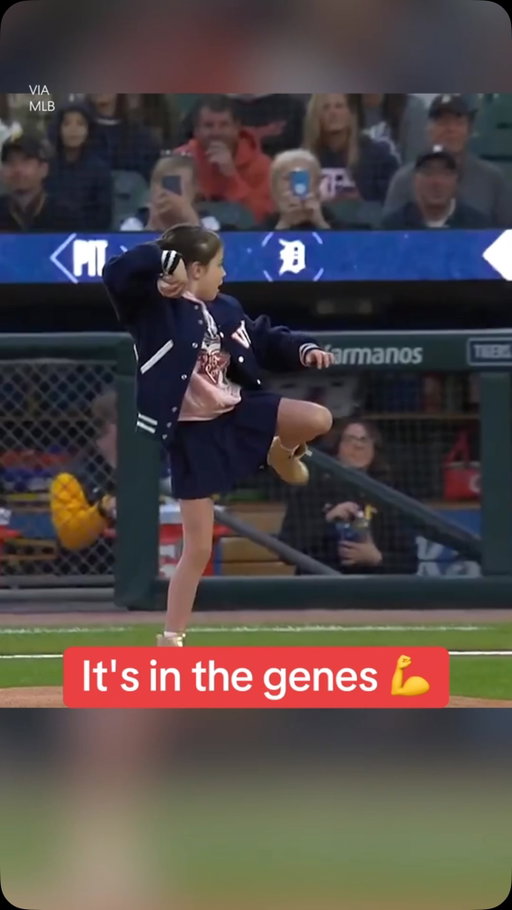 Justin Verlander’s daughter Genevieve tossed a perfect strike to her father before Friday’s Tigers game 🫶

(via @mlb)