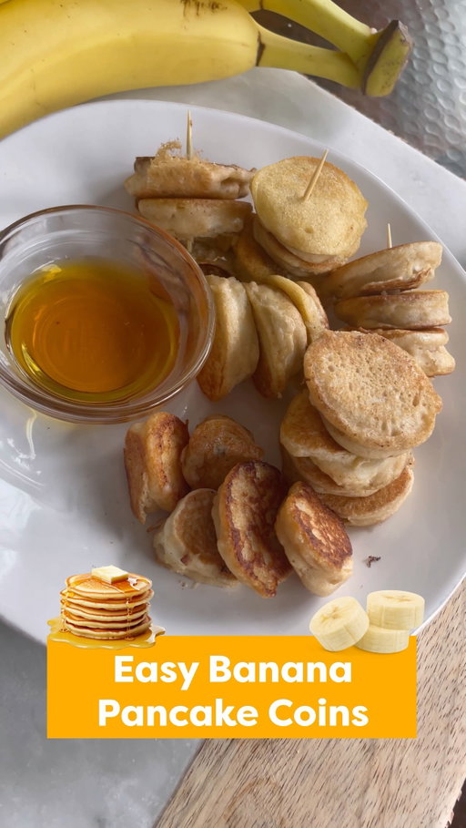 🍌+ 🥞 = breakfast win!  Simple, mess free, and a great nutrition boost to pancakes. 🙌 

#NationalPancakeDay #BetterBreakfastDay #bananapancakes #pancakerecipe #minipancakes