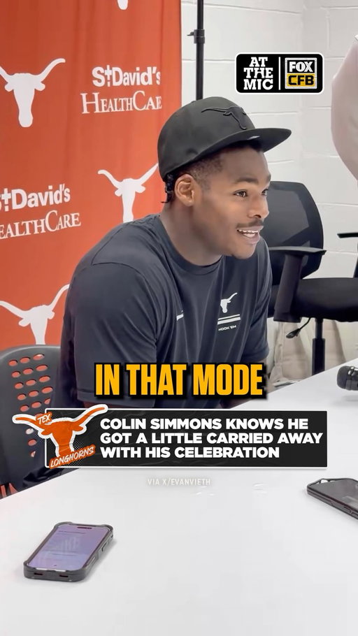 Colin Simmons addresses his unsportsmanlike conduct penalty and apologizes for his viral celebration against Tennessee. 

(via X/EvanVieth)