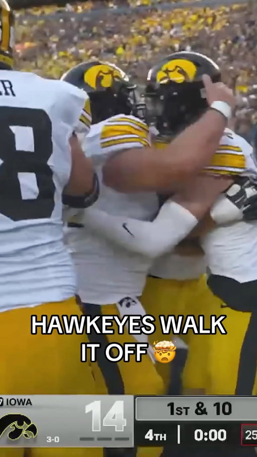 The Iowa Hawkeyes win the game with no time left on the clock! 🔥

(🎥: CBS Sports)