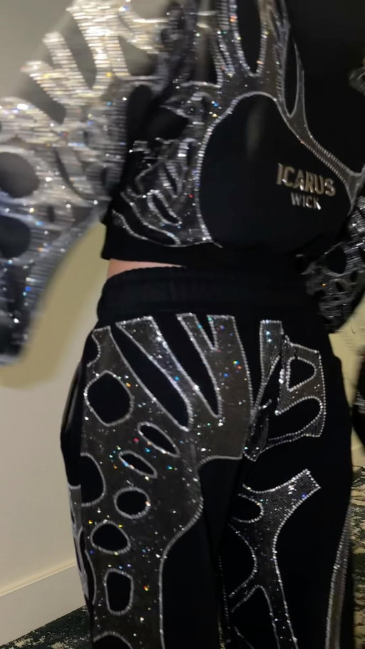 POV: you found the black rhinestone sweatsuit that makes a comfy outfit the whole look 🖤💎 Black rhinestone hoodie + matching sweatpants = the ultimate cool-girl streetwear outfit. Pre-orders are live at icaruswick.com — black coming soon 🖤