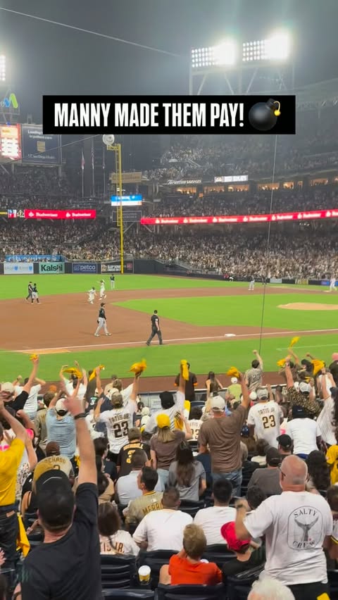 Captain Manny MACHADO made them pay! I’m glad I hopped on @tickpick last minute to get these seats to experience this electric atmosphere at Petco Park! Let’s go!!! 💣 

#sandiegopadres #padres #mannymachado #homerun #tickpick