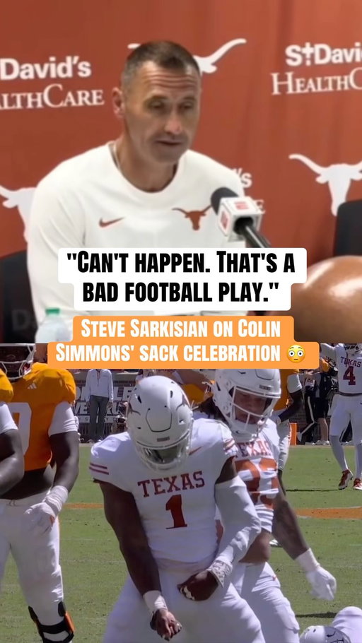 Sarkisian spoke on Colin Simmons’ unsportsmanlike conduct penalty after sack celebration.

(via YahooSports/YT)

#cfb #collegefootball #football #texasfootball #colinsimmons