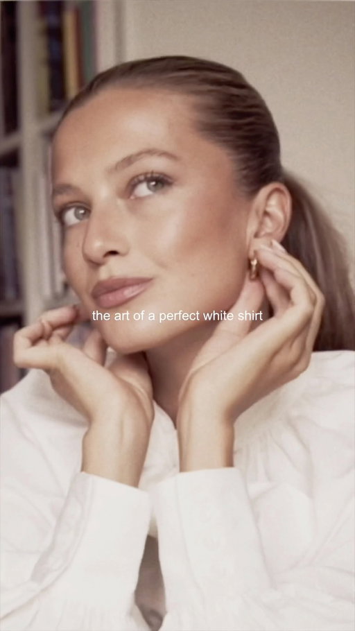 when in doubt - wear a perfect white shirt by @sezane 🤍
#adv