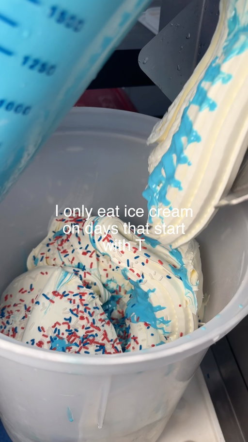 Wait…some people don’t eat ice cream everyday? That could never be me 🍦😂