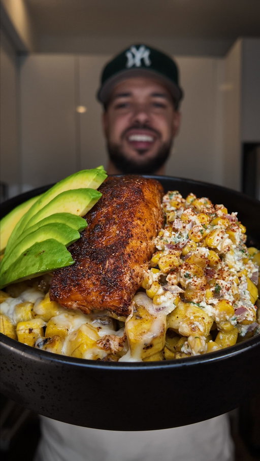 Platano Maduro Salmon bowl 🍌🍣