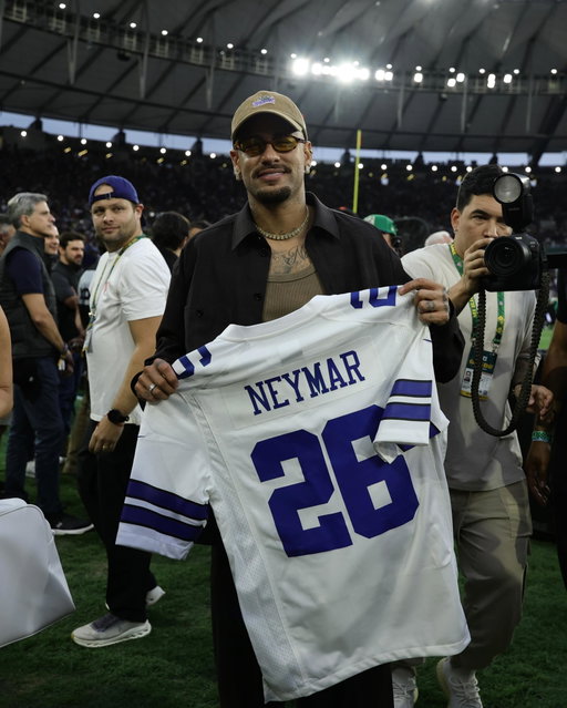 the legendary @neymarjr 🤩
