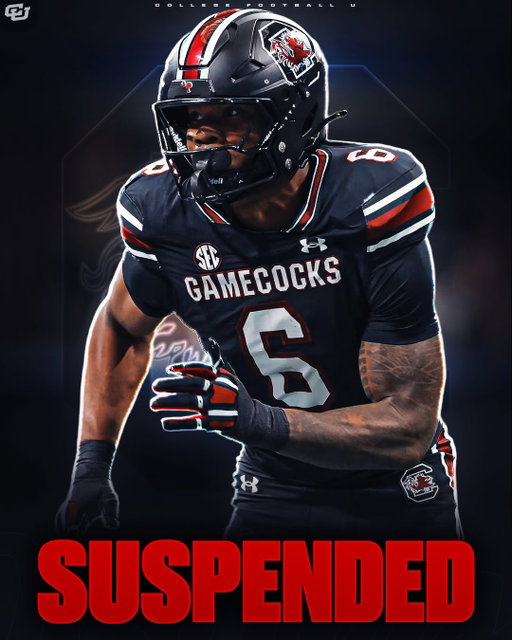 BREAKING: South Carolina star EDGE Dylan Stewart has been suspended from the team indefinitely😳

This comes after Stewart punched an Alabama player in the face and had an emotional outburst on the sideline, with several instances of extracurricular behavior.

His draft stock according to many has plummeted.

Thoughts? ⬇️