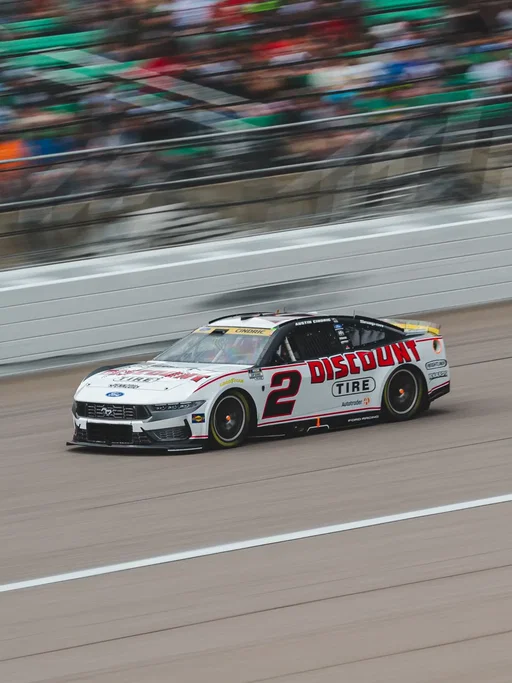 First loser. Great car. Fun day 🚀

#NASCAR #TeamPenske #DiscountTire #FordRacing #Mustang