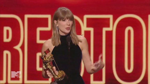 #TaylorSwift says the “main reason” she loves directing music videos is because “you, the fans, make it so much fun” before debuting the video for “Patient Zero” at the #VMAs.

(via CBS/MTV/VMAs)