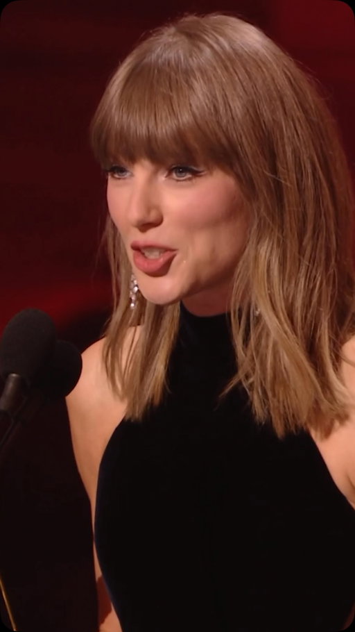 It’s official, @taylorswift just premiered “Patient Zero” at the #VMAs 🚨⭐️
