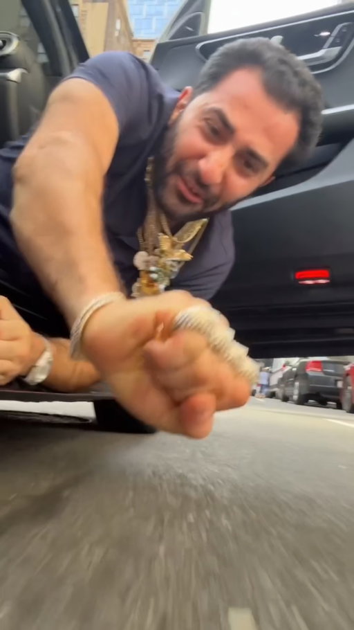 How does this NYC content creator go viral every single time? 💎