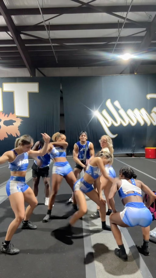 Choreo weekend with @miamimetal_pcl 💙
#procheerleague