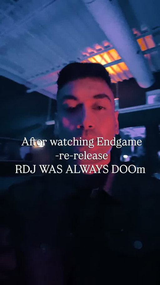 Watching Endgame -re-release and seeing Tony Stark save the universe hits entirely different knowing he’s coming back to rule it as Doctor Doom. The ultimate cinematic plot twist. 

Thanks @daniel.rain_ mask is epic. 
@fanexpocanada

#marvel