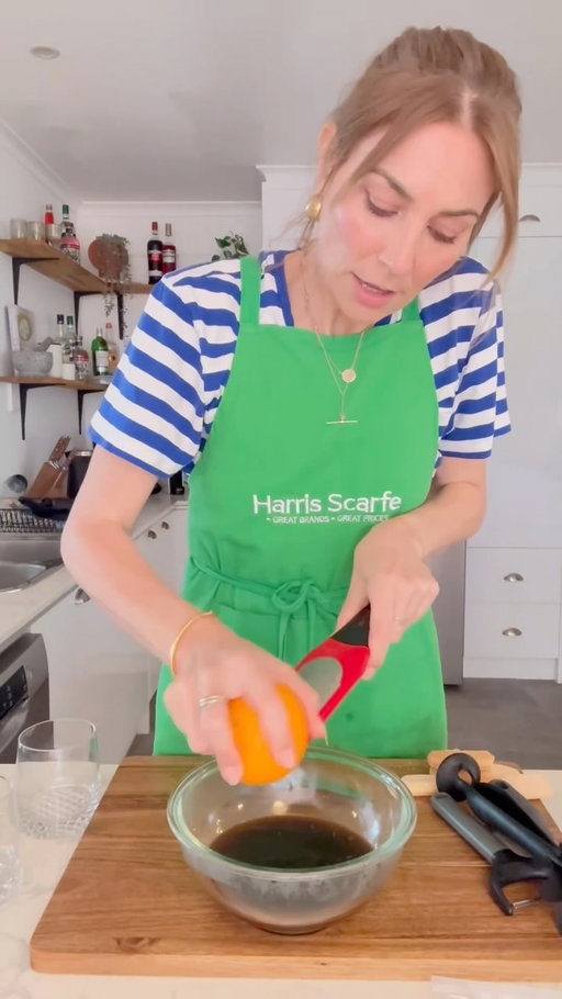 How many @HarrisScarfe kitchen gadgets does it take to make a Choc-Orange Tiramisu? Answer: YES. This recipe is a showstopper! #AD