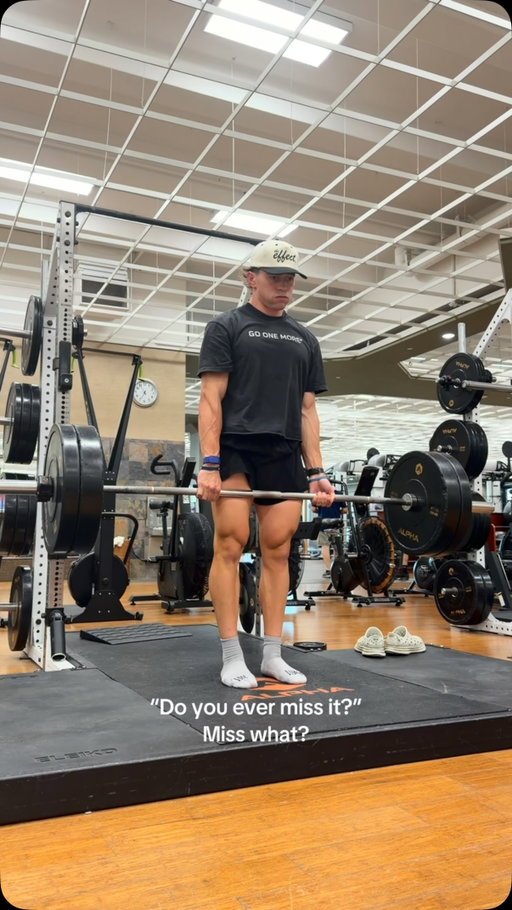 Getting emotional in the Lifetime bathroom thinking about deadlifting 600

@bpnsupps | hop
@gymshark | hop10
@whoop | one month free trial in bio
@theeffectathletics