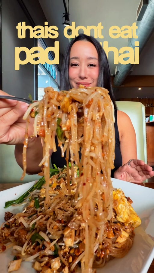 3 thai-approved pad thai spots 💘

Locations: 
🍴 Pad Thai Sukhothai
🔖 @hollywoodthaiofficial 
📍 5241 Hollywood Blvd, Los Angeles, CA 90027

🍴 Pad Thai Anusawari
🔖 @malai_noodles 
📍 5445 Hollywood Blvd, Unit A, Los Angeles, CA 90027

🍴 Pad Thai Sukhothai
🔖 @pattayabaythai 
📍 1727 N Vermont Ave Unit 105, Los Angeles, CA 90027

#thaifood #padthai #thailand #foodreview