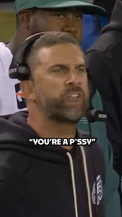 Eagles head coach Nick Sirianni was not happy after a big hit that forced Jalen Hurts out of the game. Backup QB Andy Dalton then threw a pick in the end zone

#eagles #bears #sports #nfl #football