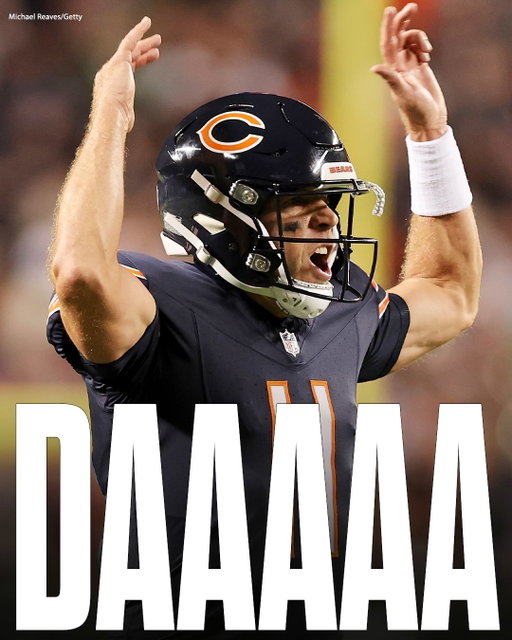 BEARS UP 27-7 WITH 7 MIN LEFT IN THE 4th GOD DAMN CASE KEENUM U LEGEND