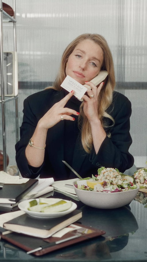 not to be dramatic but I did in fact just drop an entire menu of Dill Picklin’ Cae Sals and Chicken Caesar Wraps at every single @sweetgreen across the nation so you can say goodbye to your boring ass regular lunch play because the MOLLY BAZ DILL PICKLE CAESAR lineup ft. @eatayoh and some bigggg dill pickles has officially entered the lunchtime chat!!!!!!!!!!