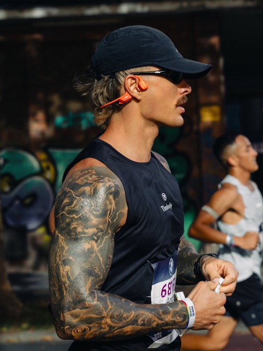 2:57 at the Berlin Marathon.
A new personal best and a huge milestone for me.
Now it’s time to recover with @therabody JetBoots.