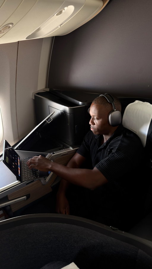 ad. This is what it’s really like to fly British Airways business class…or as some people know it, Club Suite. I’m off to Nashville, I’m excited! @BritishAirways #BritishAirways #BusinessClass
