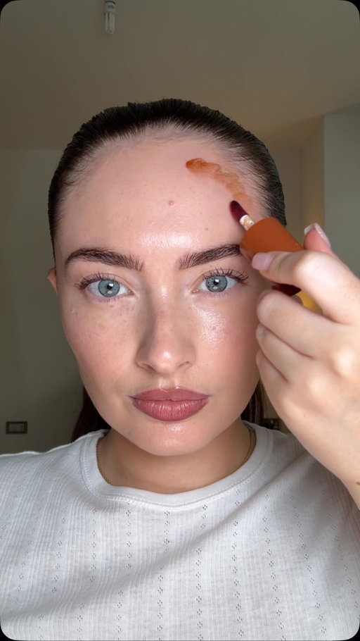 This bronzer >> #grwm #makeup #makeuphacks