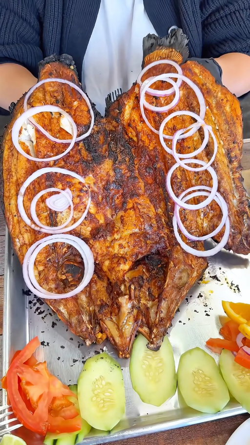 Weekend seafood cravings? THIS is your sign! 🐟🔥 Treat yourself to the charcoal-grilled Pescado Zarandeado at @mariscosloschavalonesofficial —smoky, flavorful, and grilled to perfection over an open flame! 😮‍💨

Available weekends only, so tag your seafood crew and come get yours before the weekend is over! 🙌

📍 Mariscos Los Chavalones
2751 W Lincoln Ave, Anaheim, CA 92801
☎️ 657-337-5202

#PescadoZarandeado  #Mariscos #SeafoodLovers #grilledfish #grilledseafood