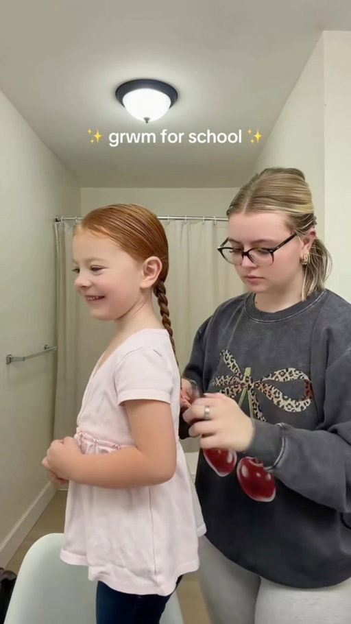 We are soo tired on these school mornings 🥲😵‍💫
#mom #hair #girlmom #school #pregnancy