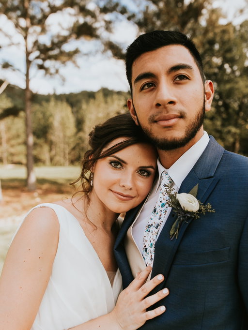 Happy 8 Year Anniversary to my beautiful wife 💙 few throwback pics from 2018!