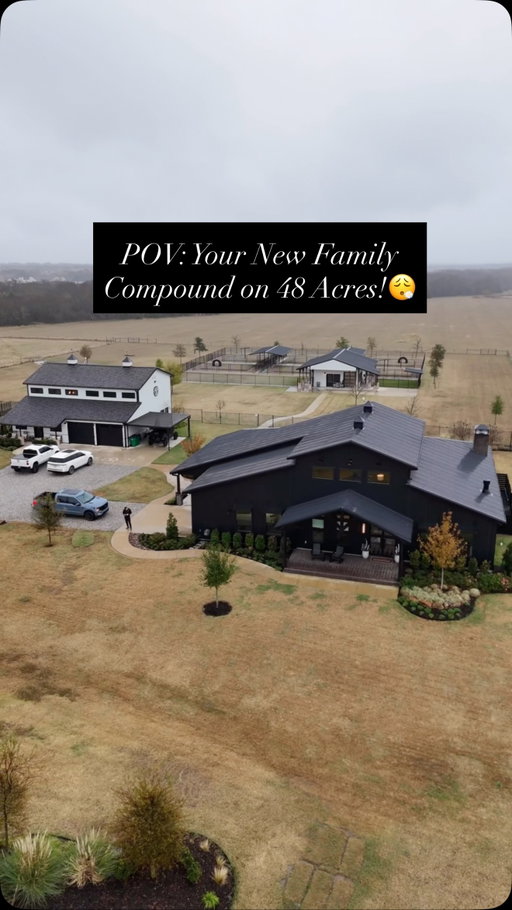 Take me home to the family compound in Dallas, Texas!😮‍💨

Just a glimpse of what Dallas–Fort Worth has to offer. From sleek new builds to high-end estates, the DFW luxury market is growing fast. 🦾

#property