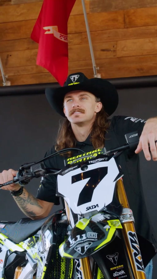 The Cowboy joins 5.11 Triumph Factory Racing for 2027 and beyond! 🇺🇸

Aaron Plessinger has signed a two-year agreement to race the TF 450-X in the AMA Supercross and Pro Motocross series.

Let’s do this, AP! 🦾

#TriumphMotorcycles | #TriumphRacing | #ForTheRide | #Motocross