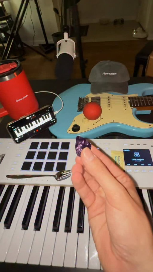 enter the flow state 😎 comment “PRO” to check out @bandlab 🔥

#musicproducer
