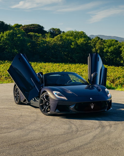 Italian emotion, a global horizon.
Maserati and @acquadiparma in St. Tropez.
#MaseratiMCPURA #Maserati
**
Please refer to the official technical specifications through link in bio.