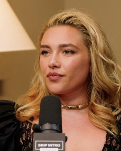 Thank you, @florencepugh, for teaching us all how to make a proper cup of tea. 

Check out her full interview on a new episode of Skip Intro with Krista Smith on Netflix tomorrow.