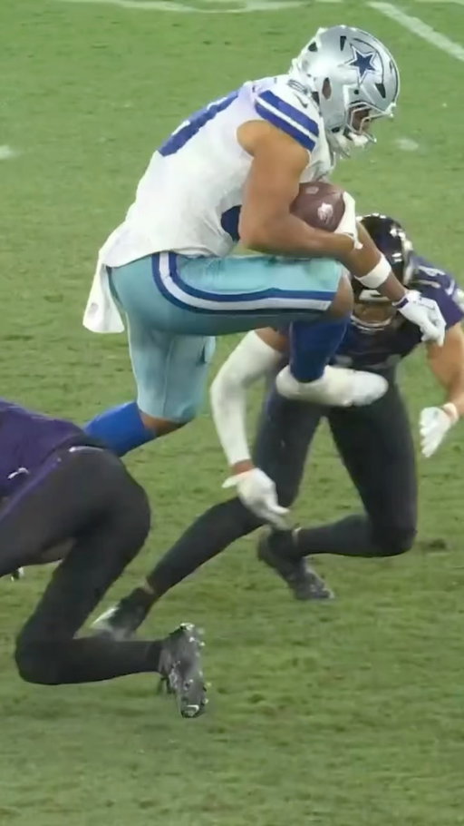 @brxvyn went full-blown Leeroy Jenkins 👾

Up Next 📺: #DALvsHOU 10/4 on FOX