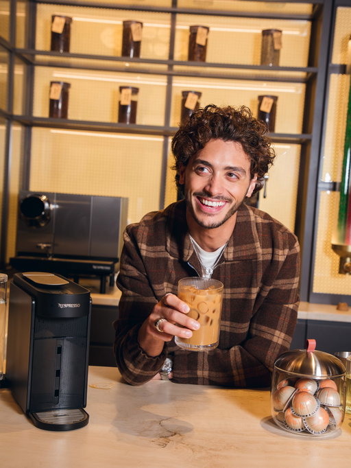 We were completely blown away by the response to our event with Antonio! We were so excited to see you all.
 
If you didn’t have a chance to try his signature Iced Shaken Maple Pecan Latte, stop by the NYC flagship through the end of October to enjoy.