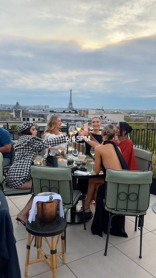 a day in my life attending paris fashion week🤍 had to document such a fun day at le défilé!!! enjoy! @lorealparis

#pfw #vlog #dayinmylife #ledefileloreal